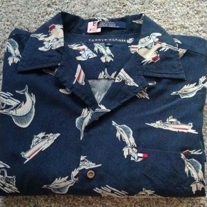 Tommy Hilfiger men's fishing Hawaiian shirt size M blue fishing theme